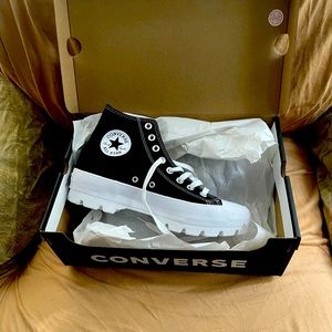Women’s Converse sneakers